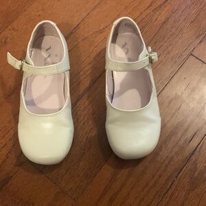 Kids White Mary Jane Shoes
